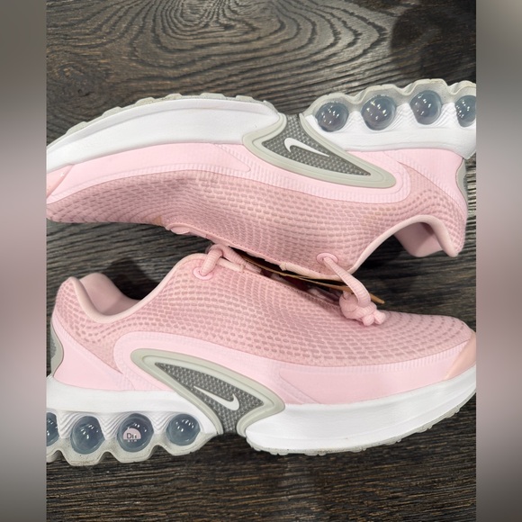 Nike Other - 2024 NikeAir Max DN SE 'Pink Foam' size 7Y